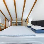 Apartman Terra *